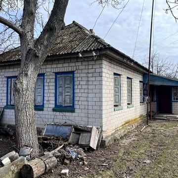 Будинок у селі для життя, дачі або відпочинку