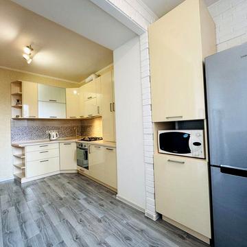 БЕЗ КОМІСІЇ, Центральний парк, Евро 2к з РЕМОНТОМ, Сертифікат ТАК ЖК Смайл