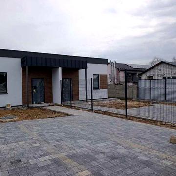 Таунхаус із дуже зручним плануванням на один поверх біля Києва