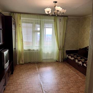 Продам 1 кімнатну квартиру рн 4 школи  40 кв.м