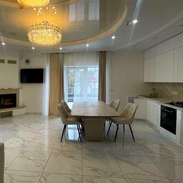 Оренда будинку 289 м² на Личаківській: автономність та комфорт