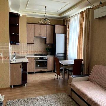 Оренда 2к квартири в Центрі