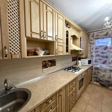 1-кімнатна квартира в новобудові на Подолі, 40 м², з ремонтом та меблями