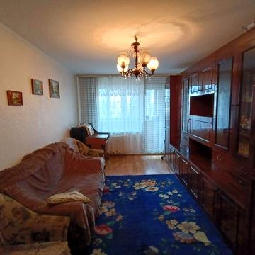 Здам 2-кімнатну квартиру на вул Олексія Вадатурського (Малиновського).