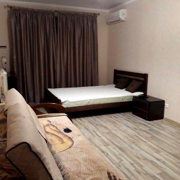 Сдам однокомнатную квартиру Таирова Новострой  Небесной Сотни