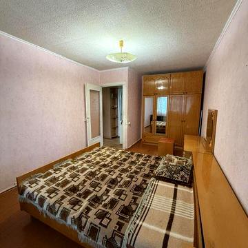 Продаж! 2-кімн., по вул. Січневий Прорив