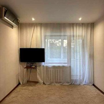 Здам Аренда 1 кімн квартира пр. О.Поля  (середина)