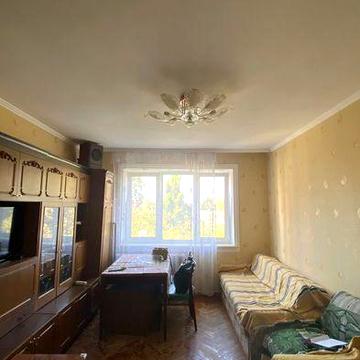 2 кімнатна простора квартира в Пущі Водиці 1 лінія в аренду.