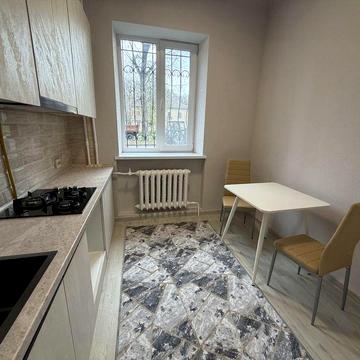 Продаж квартири нагірна