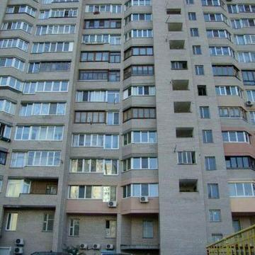 Продам квартиру Соломенка/кардачи/шулявка