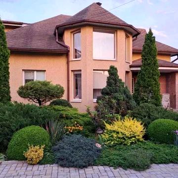 Аренда двухэтажного дома в городе. 10.04.26.