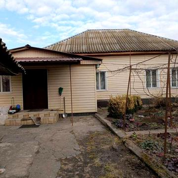 Будинок  с. Мрин Ніжинський рйн.