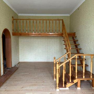 Довгострокова оренда немебльована квартира Соборна 217 (від власників)