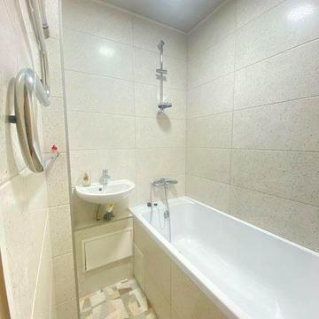 Виноградар , двокімнатна з частковим ремонтом