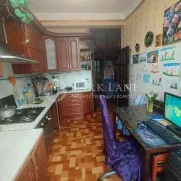 Продам 3к квартиру с ремонтом сталинка Монтажников Соломенский