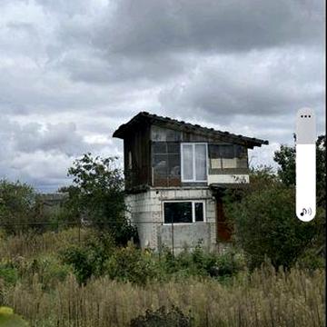 Дачний будинок з банею