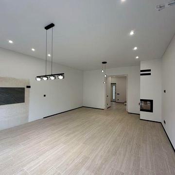 Таунхаус під Києвом в Гостомелі - готовий до заселення