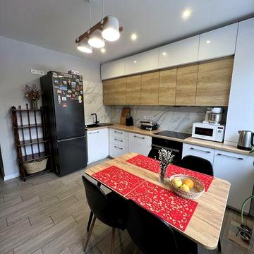 Квартира с видом на взрослый парк, центр, без комисии