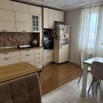 Сдам 2 комнатную квартиру