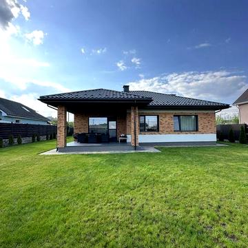 ‼️Одноповерховий будинок з дизайн. ремонтом та басейном‼️ Білогородка