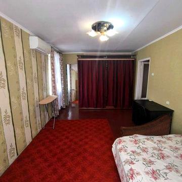 Аренда 1но комнатной квартиры на Таирова . Королёва. Газ.