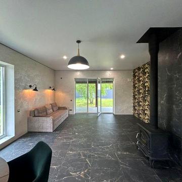 Продам Будинок Новий з Ремонтом Без Комісії Велика територія Камін