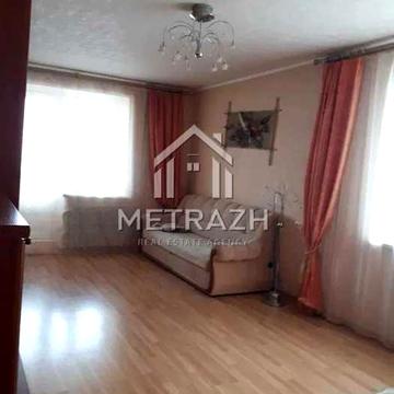 (86881) Продам 2к квартиру на Новых Домах, район метро Дворец Спорта  ул.Каденюка