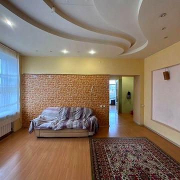 Продам 3к квартиру в центрі міста
