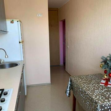 Здається 2х кім квартира на лівому березі Дніпра