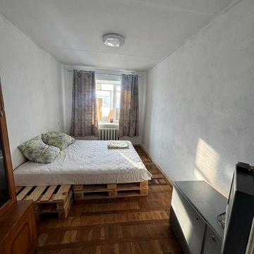 Аренда трехкомнатной квартиры в районе Анголенко