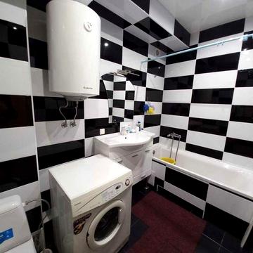 Аренда 2х-комнатной квартиры-студии. Центр, район универмага Украина