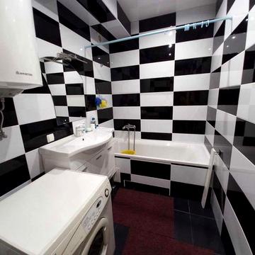 Аренда 2х-комнатной квартиры-студии.  Центр, район универмага Украина