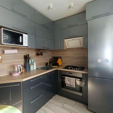 Продам 3-к квартиру з холом. АГО. Лівий берег, 4 мкр.