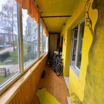 Продам 5 кімнатну