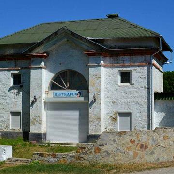 Ексклюзив: Парадний в’їзд (Вежа-Брама) маєтку Сулятицьких XIX ст. Будинок в Юрківцях з євроремонтом