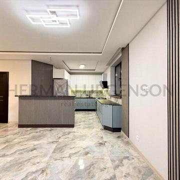 Продаж будинку 218 м.кв / 7 соток / Ужгород, р-н Червениця