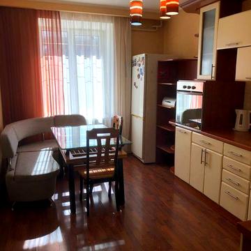 Здам квартиру в центрі в новому будинку.