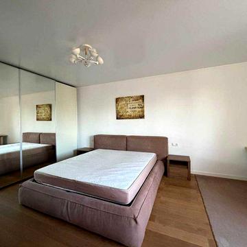 Липківського 18, м.Вокзальна, оренда 2к, Генератор на ліфт, воду!