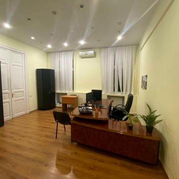 Гоголя вул., 9