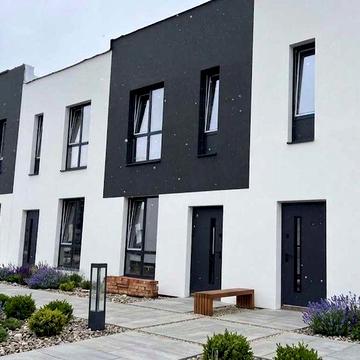 Продаж 2 поверхового таунхауса з ділянкою на 2 сотки, 73 кв. м, 2 кімнати