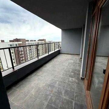 Шикарная 2к 78 м² с террасой. Море