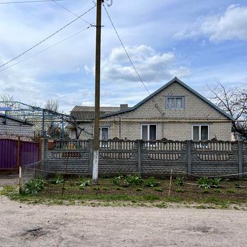 Продам будинок  у дуже гарному стані