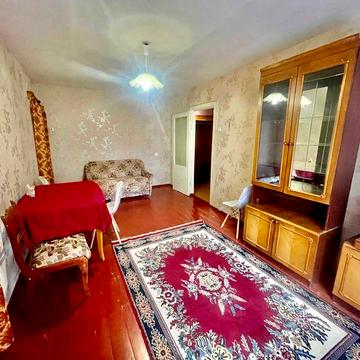 3-х кімнатна для сім,ї на довготривалий термін.Можна з тваринкою!