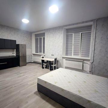 Оренда квартира-студія