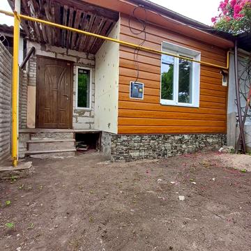 Продам 2кімнатну квартиру "на землі", вул.Д.Васильева,"Каменка"