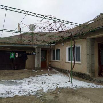 Продам дом в конце с. Выпасное (перед с. Молога)