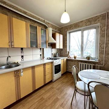 Оренда 3-кімнатна квартира на Доценко