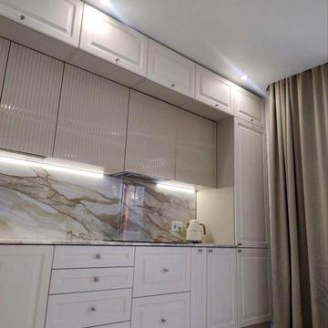 Таунхаус у центрі броварів, -3 кімнати, 2 санвузли, кронапарк