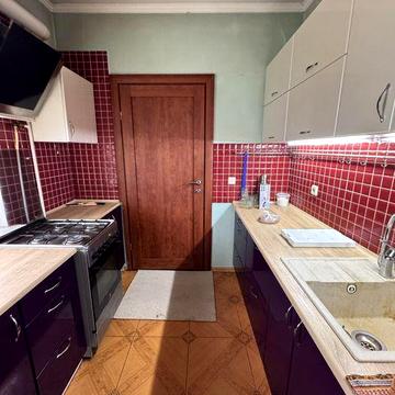 Продається будинок + інвестиція с.Порадовка з сонячними панелями 35кВ