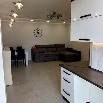 Оренда 1 км кв в Центрі вул.Височана ЖК містечко Центральне,вільно вже